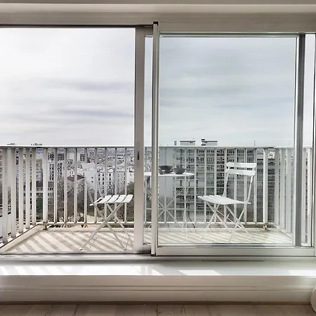 Nation - 2 Et Balcon A Charonne